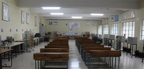 EE Lab Gallery