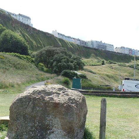 Royal Albert Park (Scarborough) - All You Need to Know BEFORE You Go