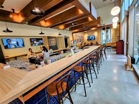 Rhino Market & Deli Southpark, Charlotte - Menu, Reviews (45), Photos ...