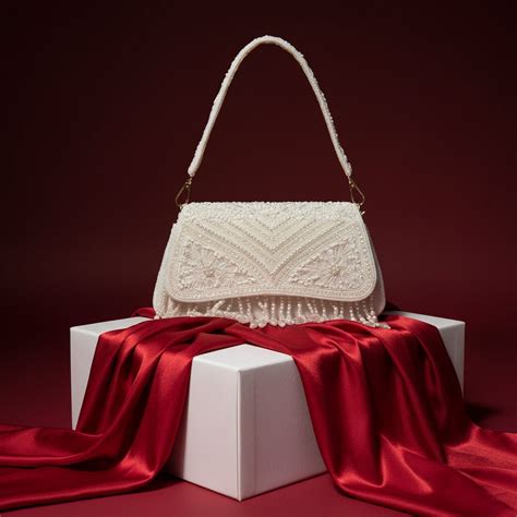 Limited Edition Pearl Reverie Beaded Bag – Elevate