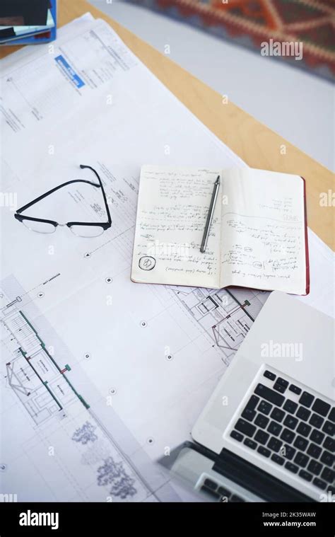 Busy Work Desk 的图像结果