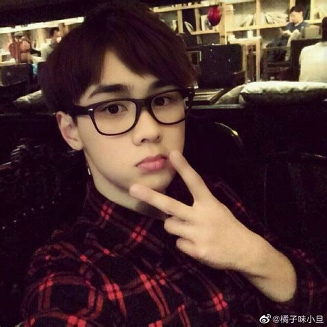 Pin by vick on Kun 🐻🤎 | Nct, Kpop entertainment, Nct dream