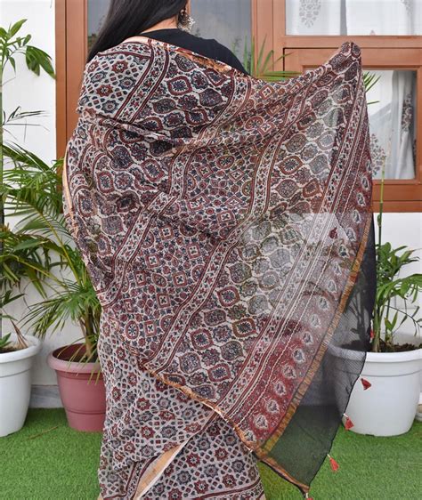 Hand Block Print Kutch Ajrakh Kota Cotton Doria Saree – India1001.com