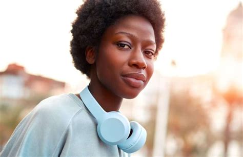 How to Edit a Word Document Using Tracking 的图像结果