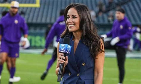 NFL reporter Kaylee Hartung opens up about insecurity and career ...