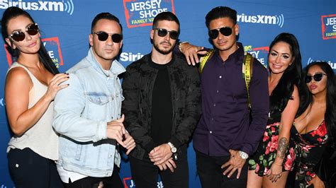 Jersey Shore Family Vacation LIVE — Angelina Misses Deena’s Cast Dinner ...