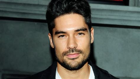 Slideshow: Shazam! Movie - Full Cast Revealed (Spoilers!)