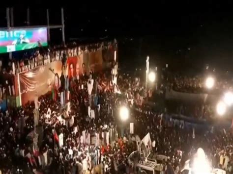 Pakistan: Imran Khan's party claims firing at its rally, decries ...