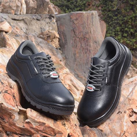 Buy Freedom By Liberty Mens SURAKSHAOX Black Safety Lacing Shoes