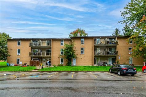 Park Place on Village Green Apartments - 625, 635 & 645 Village Green ...