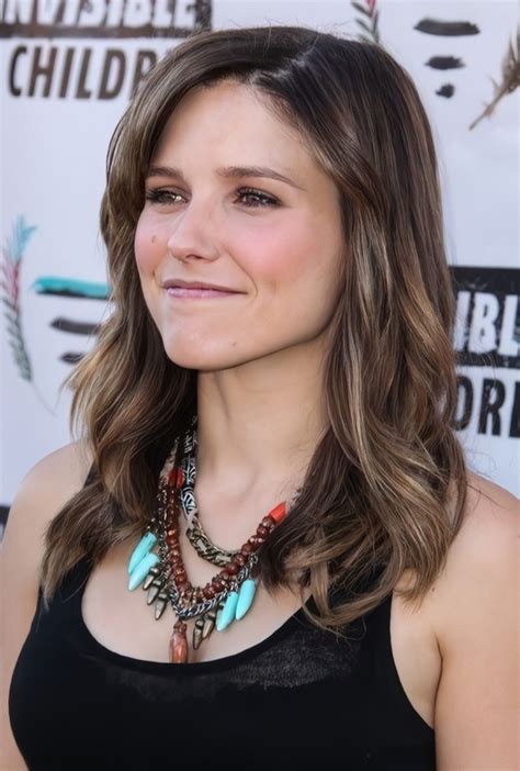 Sophia bush ginnifer goodwin young hollywood awards sophia bush young ...