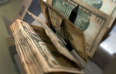 Precio del dólar vuelve al rango de los MXN$19 tras el ataque de Israel ...