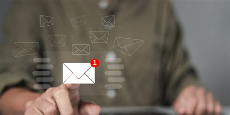 How To Write Effective Customer Service Emails [10 Free Templates]