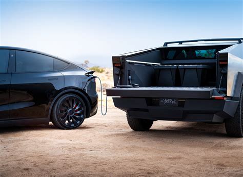 2025 TESLA CYBERTRUCK - INEAX MOTORS