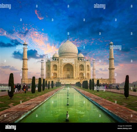 Taj Mahal on sunrise sunset, Indian Symbol - India travel background ...