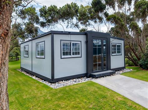 Entry #68 by d3dviz for Edit the given portable HOME images with ...
