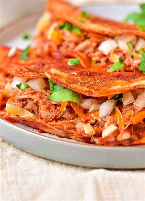 Crockpot Chicken Taco Meat (5 Ingredients)