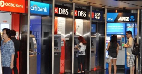 新加坡办个银行卡一点也不复杂，就是闹心 - 新加坡新闻头条