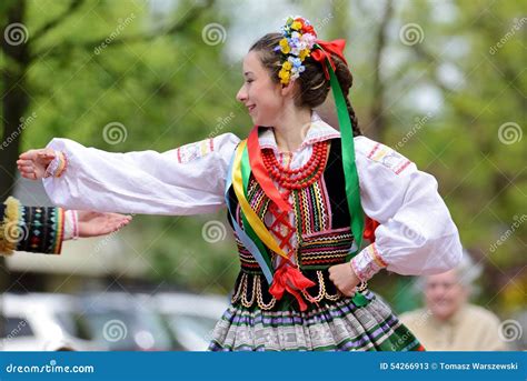 Polish Traditional Folk Dance Editorial Stock Photo - Image of show ...