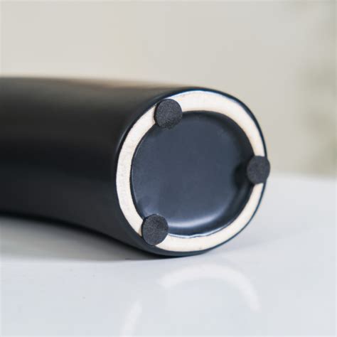 Black Abstract Vase Online - Premium Vase | Nestasia