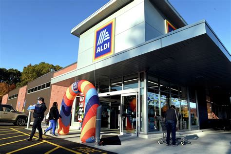 Monroe finally welcomes new Aldi, about a year after groundbreaking