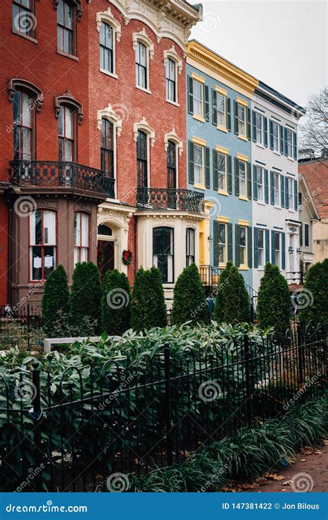 Capitol Hill 的图像结果