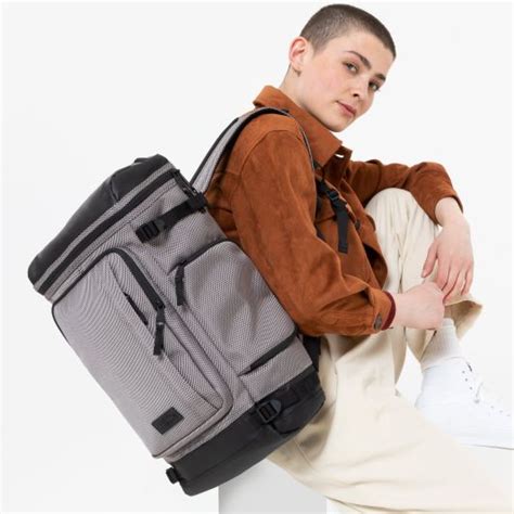 TECUM TOP CNNCT Light Grey | Backpacks & Rucksacks | Eastpak UK