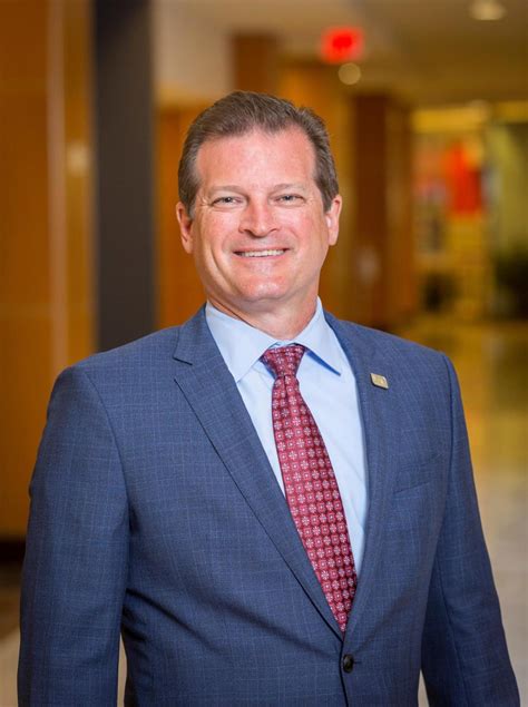 Fifth Third Sustainability Report: Reducing Punitive Fees