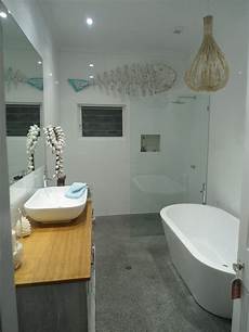 Bath And Shower In Small Bathroom by Great Layout For Separate Shower And Bath For A Small Bath And Shower In Small Bathroom