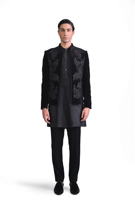 Bandhgala – Rohit Gandhi & Rahul Khanna