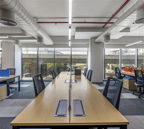 Minimalist Co-Working Spaces in Kakkanad, Kerala | MANY DESK