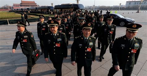 China media: Military budget - BBC News
