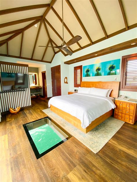 Bora Bora Bungalows With Glass Floors