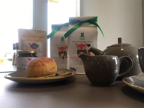 OLD SCHOOL CAFE, EMBO - Restaurant Reviews, Phone Number & Photos ...