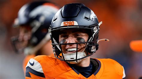 Broncos 5280 meaning, explained: Why Denver's helmets honor Mile High ...
