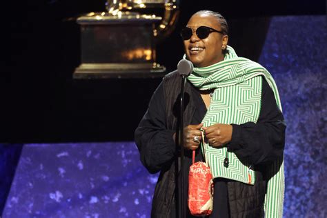 Meshell Ndegeocello Wins The First-Ever GRAMMY For Best Alternative ...