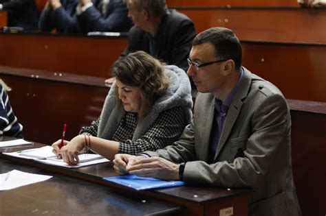 Студентам КФУ вручили именные стипендии | Медиа портал - Казанский ...