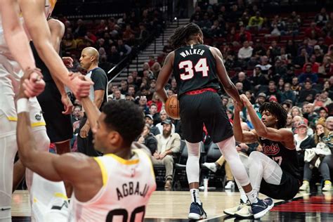 PHOTOS » Trail Blazers vs. Jazz on December 14, 2023 Photo Gallery ...