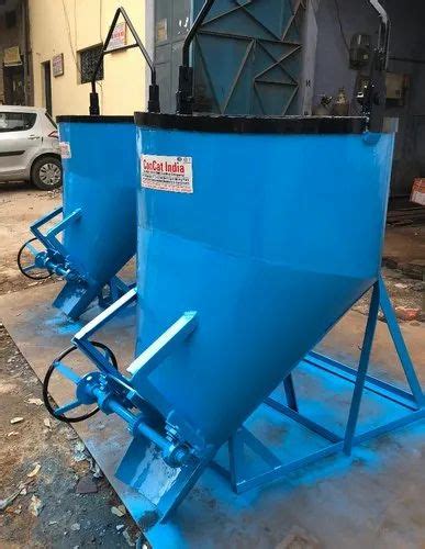 Concrete Buckets - Tower Crane Concrete Bucket Manufacturer from Ghaziabad