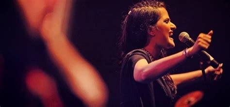 11 Reasons Why We Are Proud Of Sona Mohapatra: Most Deserving And ...