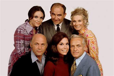 The Mary Tyler Moore Show: Meet the real Mary, plus get the TV theme ...