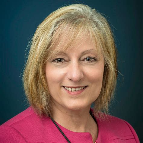 Dr Elizabeth Laposata