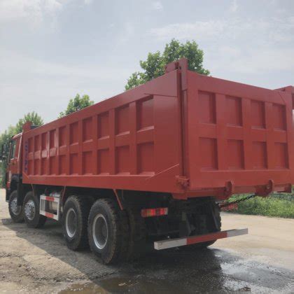Sinotruk HOWO 8x4 Dump Truck 371/375HP HW19710 Engine 12 Tires Tipper ...
