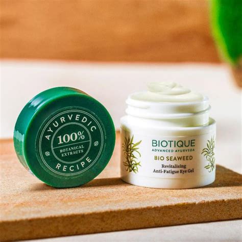 Buy Men's Ayurvedic Skincare Online From Biotique | LBB