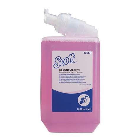 scott-luxury-foam-skin-cleanser-with-moisturizer-soap-furpercom-560546 ...