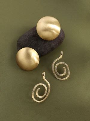 Buy Sohi Women Glamorous Opulence Fancy Earrings Online