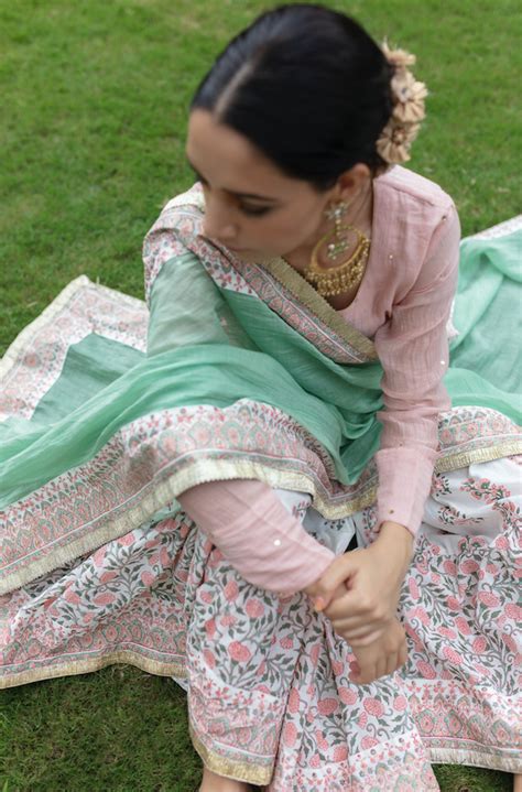 Ridhiiee Suuri | Shop Online for Latest Collections