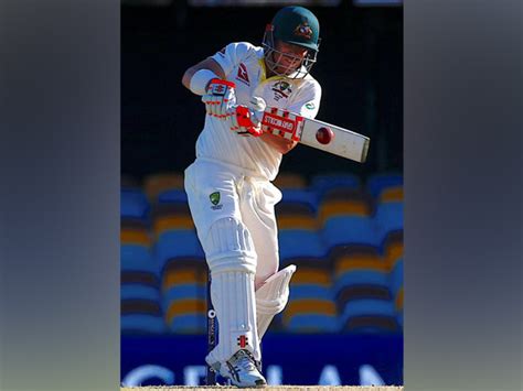 Warner's switch to right-hand batting within cricket laws: MCC