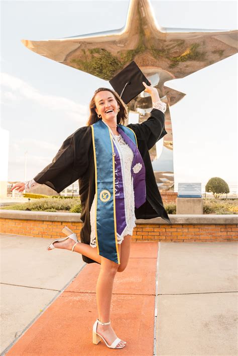 Senior Photography | Embry Riddle In Daytona - Michelle Coombs Photography