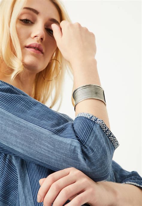 Buy Women Striped Kurta with Pocket Online at just Rs. 699.0 ...